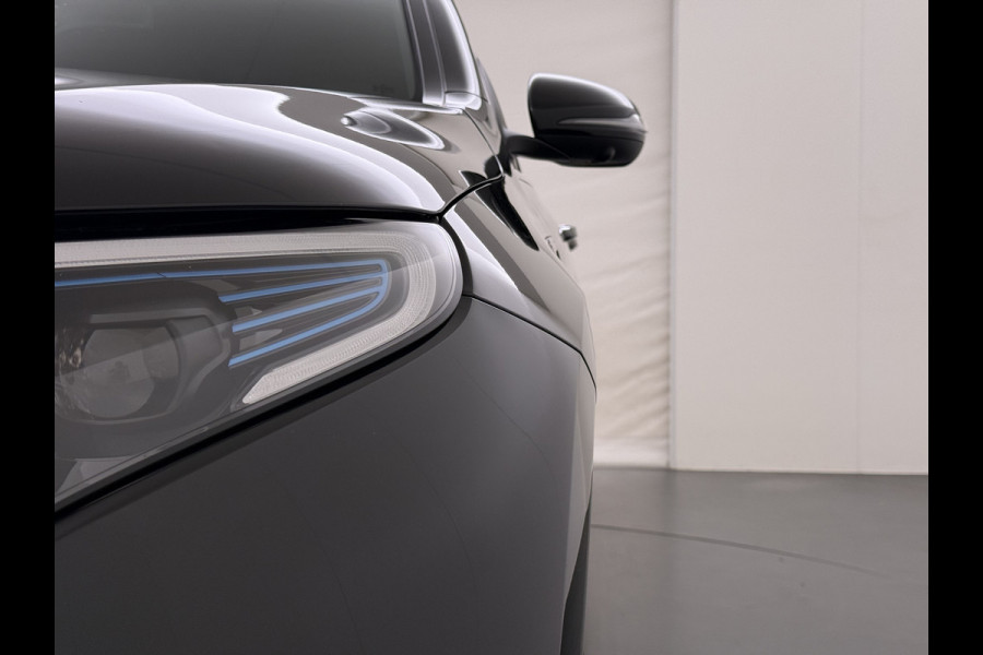 Mercedes-Benz EQC 400 4MATIC 80kWh SOH 92% Burmester®-Audio Adap.Cruise Leder Panoramadak 360°Camera Head-Up Display Elek.Stoelen+Memory Business  Rijassistentiepakket Premium Plus Package Elek.Achterklep Lmv Privacy Glas Led DAB Dealeronderhouden 1e Eigenaar