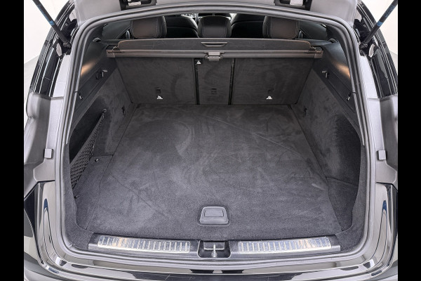Mercedes-Benz EQC 400 4MATIC 80kWh SOH 92% Burmester®-Audio Adap.Cruise Leder Panoramadak 360°Camera Head-Up Display Elek.Stoelen+Memory Business  Rijassistentiepakket Premium Plus Package Elek.Achterklep Lmv Privacy Glas Led DAB Dealeronderhouden 1e Eigenaar