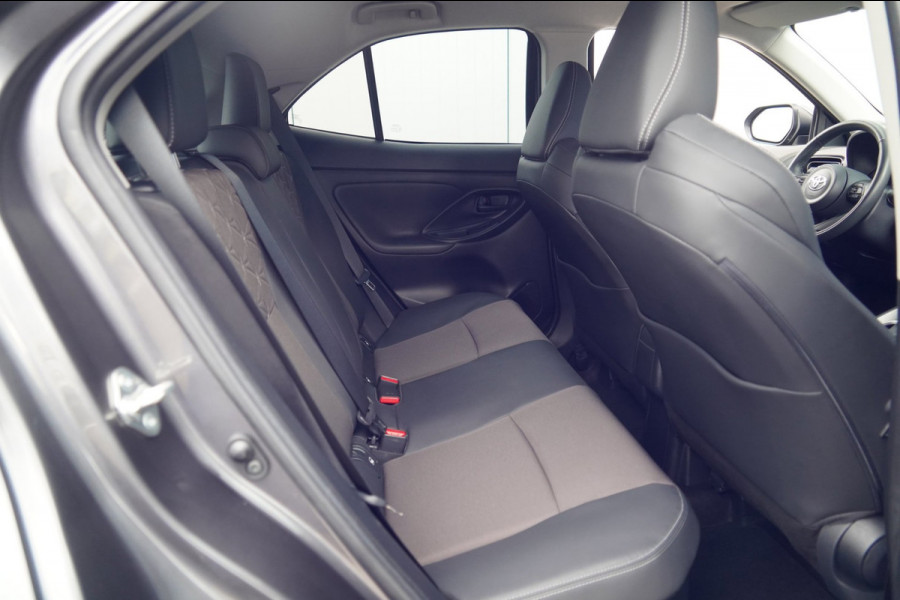 Toyota Yaris Cross 1.5 Hybrid Executive / 10dkm NAP / Head-Up / Navigatie / Camera / Stoelverw.
