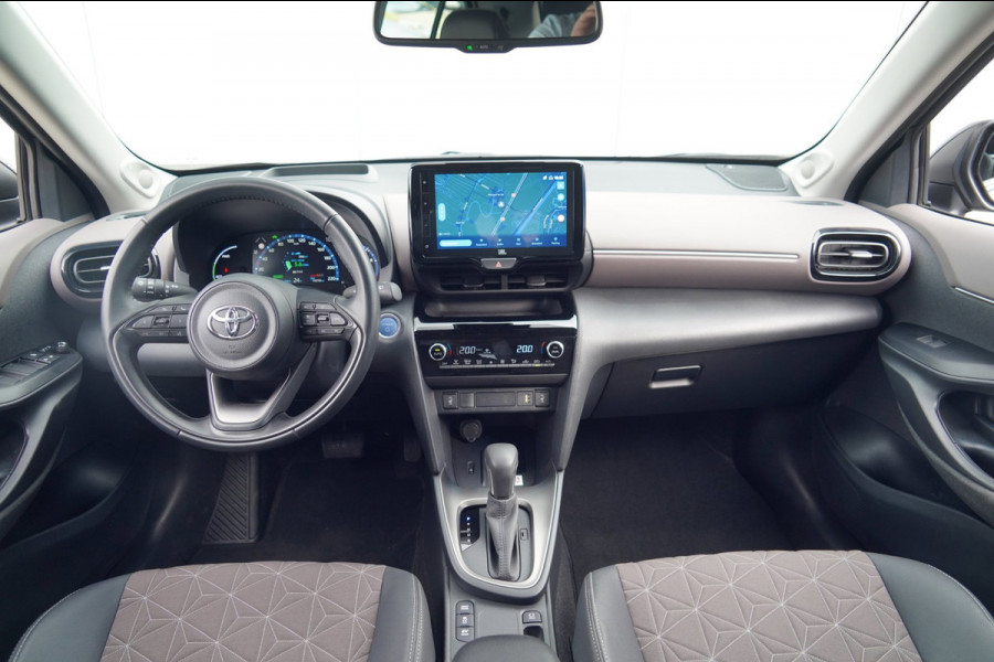 Toyota Yaris Cross 1.5 Hybrid Executive / 10dkm NAP / Head-Up / Navigatie / Camera / Stoelverw.