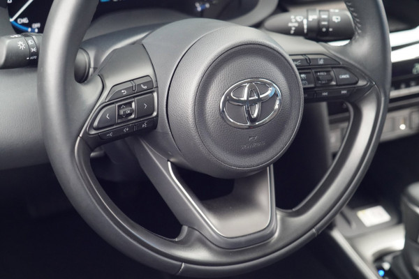Toyota Yaris Cross 1.5 Hybrid Executive / 10dkm NAP / Head-Up / Navigatie / Camera / Stoelverw.