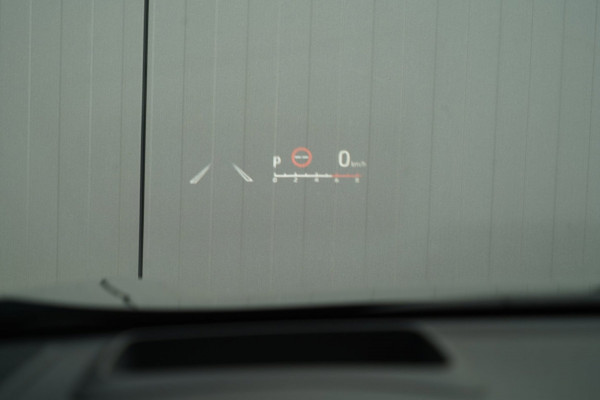 Toyota Yaris Cross 1.5 Hybrid Executive / 10dkm NAP / Head-Up / Navigatie / Camera / Stoelverw.