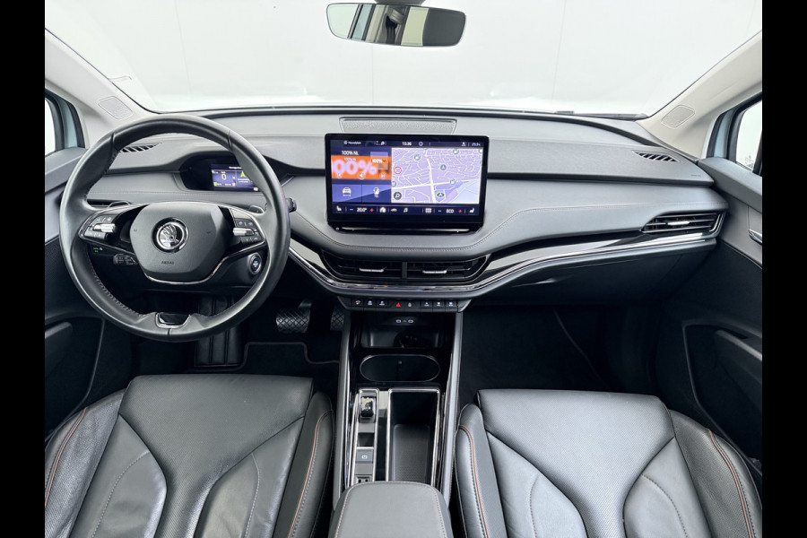 Škoda ENYAQ iV 80 204PK Leder Trekhaak Adap.Cruise Stoel+Stuurverwarming Camera 3-Zone Ecc Elek.Achterklep Keyless Apple Carplay Android Auto N Comfort plus-pakket  Assistentie Pakket Climate-pakket P-Assist Lmv Led Isofix Privacy Glas 1.000KG Trekgewicht 1e Eigenaar Origineel Nederlandse Auto