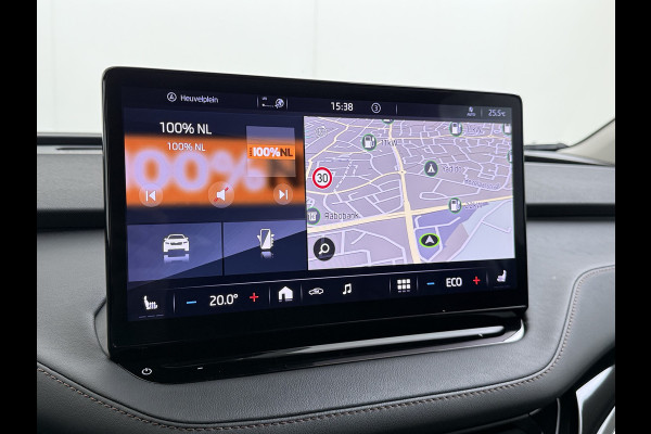 Škoda ENYAQ iV 80 204PK Leder Trekhaak Adap.Cruise Stoel+Stuurverwarming Camera 3-Zone Ecc Elek.Achterklep Keyless Apple Carplay Android Auto N Comfort plus-pakket  Assistentie Pakket Climate-pakket P-Assist Lmv Led Isofix Privacy Glas 1.000KG Trekgewicht 1e Eigenaar Origineel Nederlandse Auto