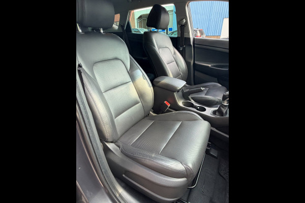 Hyundai Tucson 1.6 T-GDi Premium 177PK - Navigatie I Leer I Airco I 19 inch Sport velgen I LED I PDC & Camera I Dealer onderhouden