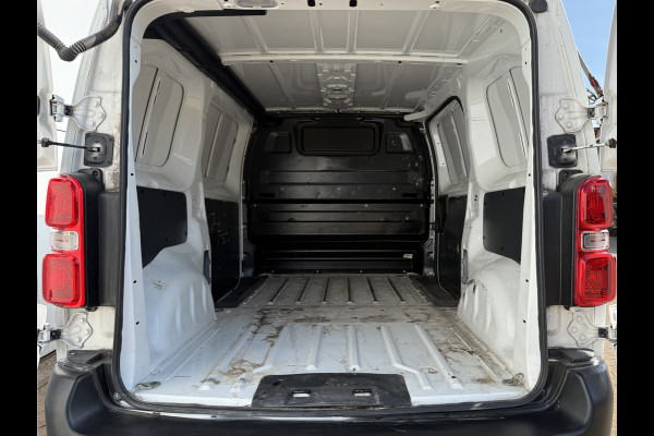 Peugeot e-Expert 75 kWh 136PK L2H1 330km WLTP 96.3% (SOH) Snelladen Climate Control Cruise Control Parkeersensoren Achter