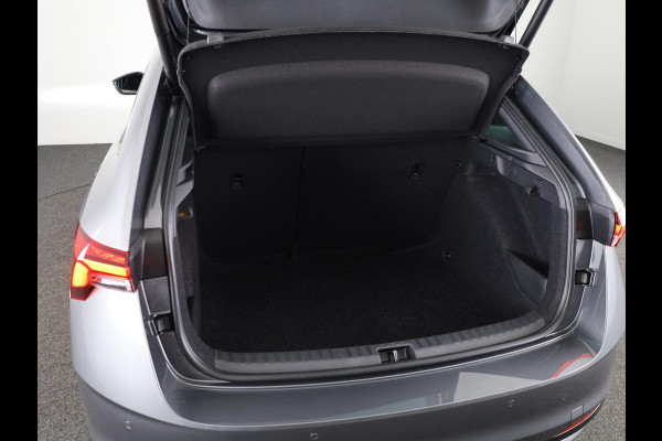 Škoda SCALA 1.0 TSI 115pk DSG-7 Monte Carlo | 18 inch | Adaptive Cruise Control | Panoramadak |