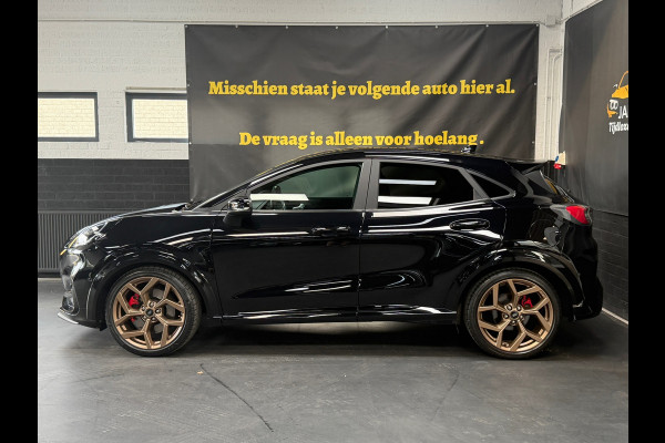 Ford Puma 1.5 EcoBoost ST-X Gold Edition Limited 668/999 | Alcantara | Kuipstoelen | B&O | Full Option | 1e eigenaar | Uniek