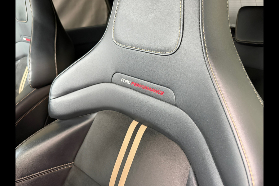 Ford Puma 1.5 EcoBoost ST-X Gold Edition Limited 668/999 | Alcantara | Kuipstoelen | B&O | Full Option | 1e eigenaar | Uniek