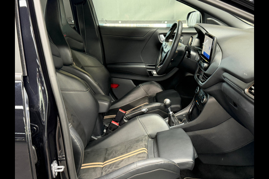 Ford Puma 1.5 EcoBoost ST-X Gold Edition Limited 668/999 | Alcantara | Kuipstoelen | B&O | Full Option | 1e eigenaar | Uniek
