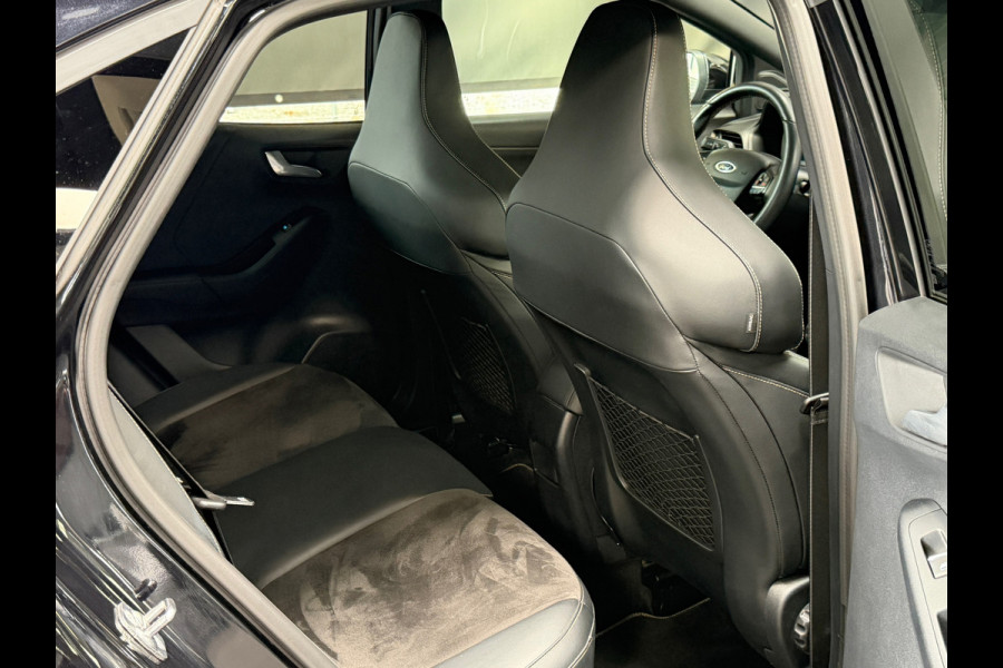 Ford Puma 1.5 EcoBoost ST-X Gold Edition Limited 668/999 | Alcantara | Kuipstoelen | B&O | Full Option | 1e eigenaar | Uniek