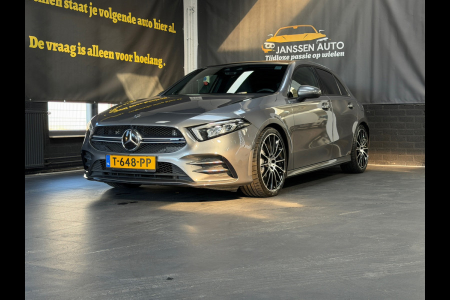 Mercedes-Benz A-Klasse AMG 35 4MATIC Premium Plus | Pano | Sfeer | Burmester | Camera | ACC | Nieuwstaat | Dealeronderhouden