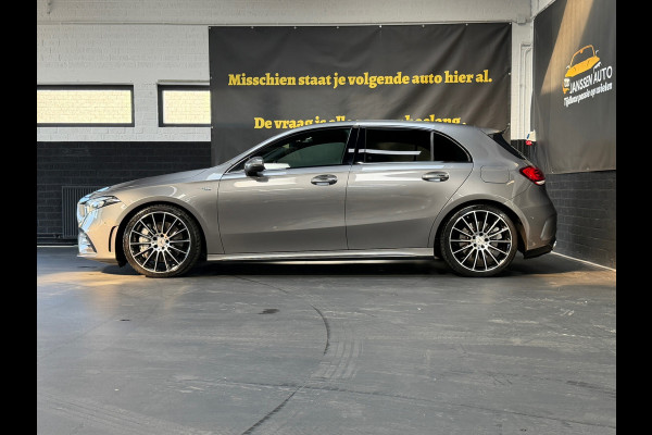 Mercedes-Benz A-Klasse AMG 35 4MATIC Premium Plus | Pano | Sfeer | Burmester | Camera | ACC | Nieuwstaat | Dealeronderhouden