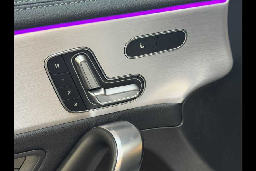 Mercedes-Benz A-Klasse AMG 35 4MATIC Premium Plus | Pano | Sfeer | Burmester | Camera | ACC | Nieuwstaat | Dealeronderhouden