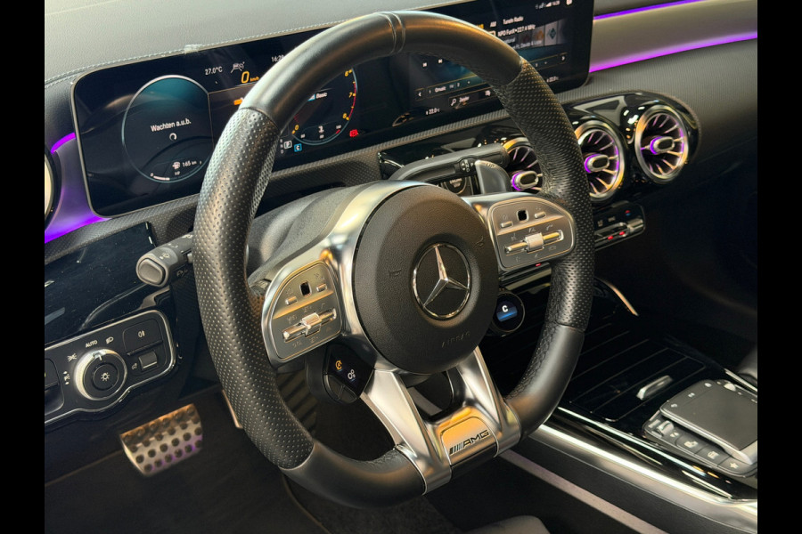 Mercedes-Benz A-Klasse AMG 35 4MATIC Premium Plus | Pano | Sfeer | Burmester | Camera | ACC | Nieuwstaat | Dealeronderhouden