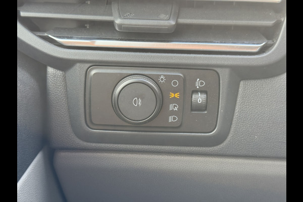 Ford E-Transit Custom 65 kWh 218PK Elektrisch 344km WLTP 2300kg Trekvermogen BEV Snelladen Stoelverwarming LED Cruise Control Camera Carplay Parkeersensoren v+a