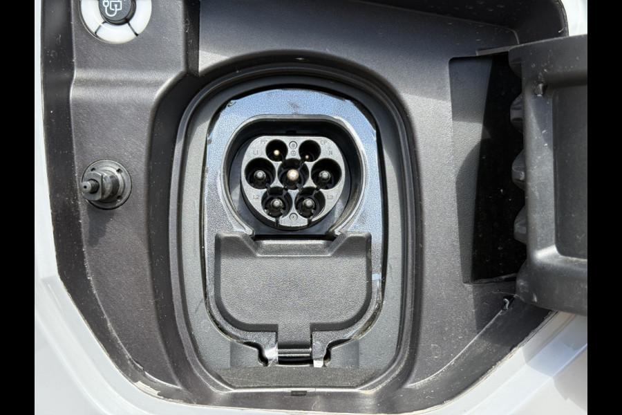 Ford E-Transit Custom 65 kWh 218PK Elektrisch 344km WLTP 2300kg Trekvermogen BEV Snelladen Stoelverwarming LED Cruise Control Camera Carplay Parkeersensoren v+a