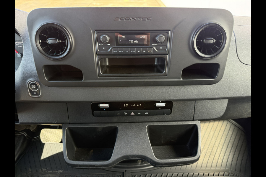 Mercedes-Benz eSprinter 312 55kWh L2H2 Elektrisch 168km WLTP 80kw Snelladen Climate Control