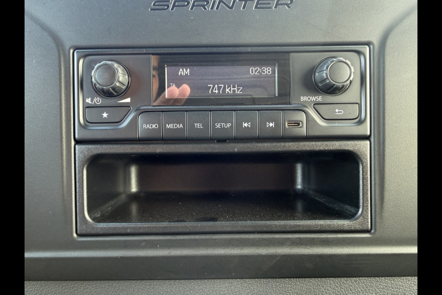 Mercedes-Benz eSprinter 312 55kWh L2H2 Elektrisch 168km WLTP 80kw Snelladen Climate Control