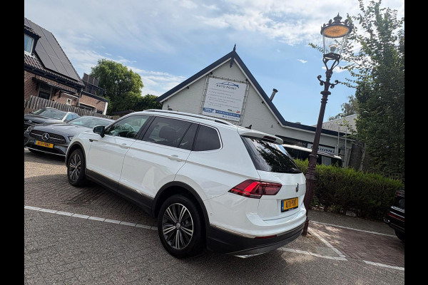 Volkswagen Tiguan Allspace 1.5 TSI PANO/19INCH-R-LINE/VIRTUAL/CARPLAY/KEYLESS/LEDER