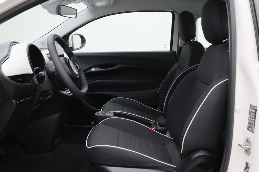 Fiat 500E Icon 42 kWh SOH 95,6%, Virtual Cockpit, Apple Carplay, Lane Assist, Climate