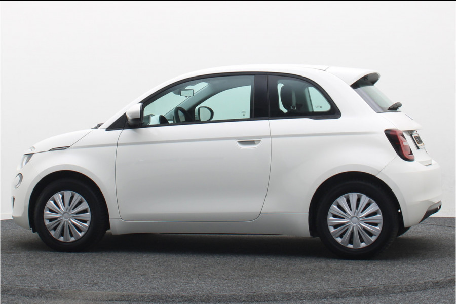 Fiat 500E Icon 42 kWh SOH 95,6%, Virtual Cockpit, Apple Carplay, Lane Assist, Climate