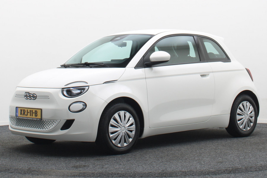 Fiat 500E Icon 42 kWh SOH 95,6%, Virtual Cockpit, Apple Carplay, Lane Assist, Climate