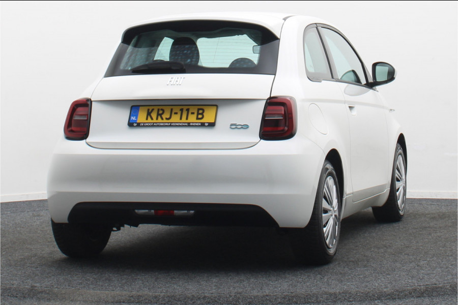 Fiat 500E Icon 42 kWh SOH 95,6%, Virtual Cockpit, Apple Carplay, Lane Assist, Climate
