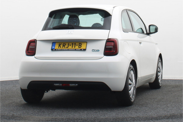 Fiat 500E Icon 42 kWh SOH 95,6%, Virtual Cockpit, Apple Carplay, Lane Assist, Climate