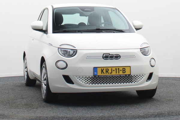 Fiat 500E Icon 42 kWh SOH 95,6%, Virtual Cockpit, Apple Carplay, Lane Assist, Climate