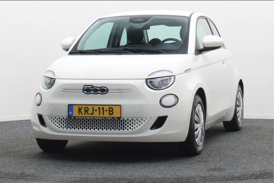 Fiat 500E Icon 42 kWh SOH 95,6%, Virtual Cockpit, Apple Carplay, Lane Assist, Climate