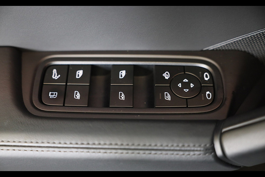 Porsche Cayenne 3.0 S E-Hybrid / 520 Pk / Head Up / 4W Sturing / Acc / Sport Design / Luchtvering / Sport Chrono / Open Pano / 22