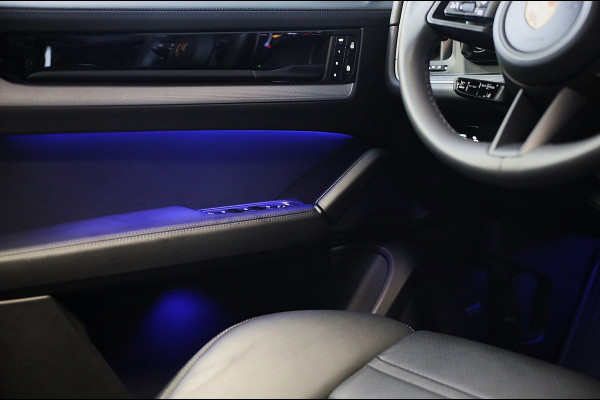 Porsche Cayenne 3.0 S E-Hybrid / 520 Pk / Head Up / 4W Sturing / Acc / Sport Design / Luchtvering / Sport Chrono / Open Pano / 22