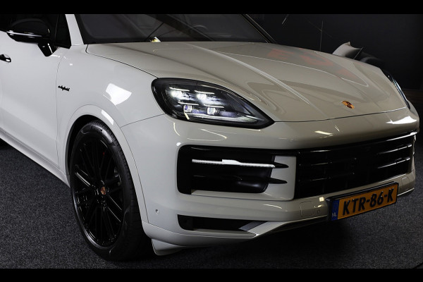 Porsche Cayenne 3.0 S E-Hybrid / 520 Pk / Head Up / 4W Sturing / Acc / Sport Design / Luchtvering / Sport Chrono / Open Pano / 22