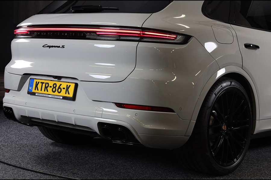 Porsche Cayenne 3.0 S E-Hybrid / 520 Pk / Head Up / 4W Sturing / Acc / Sport Design / Luchtvering / Sport Chrono / Open Pano / 22