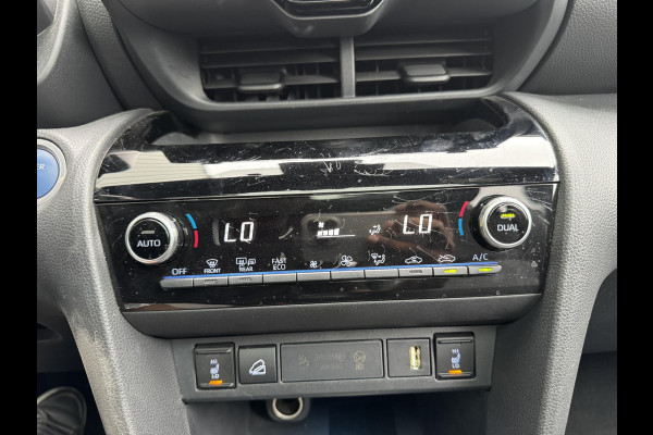 Toyota Yaris Cross 1.5 Hybrid Executive | Trekhaak | Leder | Pano | Blindspot | Full LED | 360 Cam |