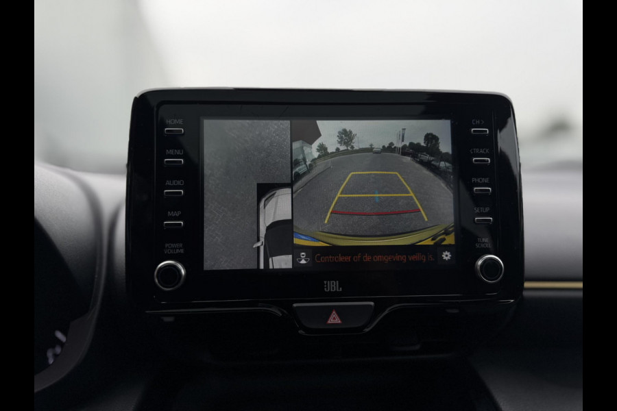 Toyota Yaris Cross 1.5 Hybrid Executive | Trekhaak | Leder | Pano | Blindspot | Full LED | 360 Cam |