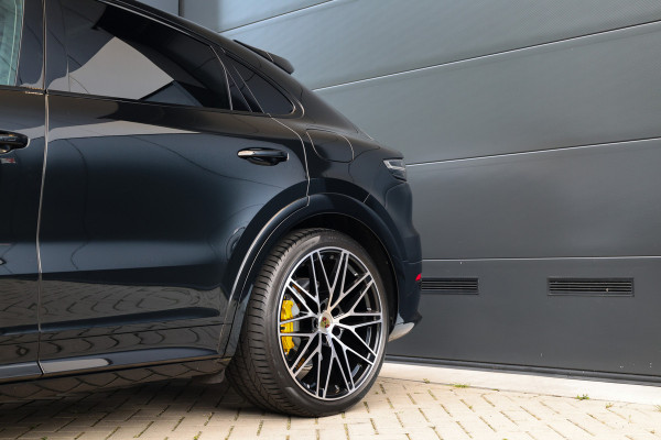 Porsche Cayenne Coupé 3.0 E-Hybrid Platinum Edition | NAP! | BTW | TECHART | FULL PPF! | PANO | STOELVENTILATIE | ACHTERASBESTURING |