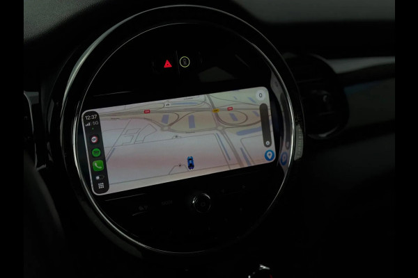 MINI Mini MINI Yours 33 kWh (NL-auto, 1e Eig, BTW, Camera, Carplay, Climate Con, Navi, Parkeersensor, Etc)