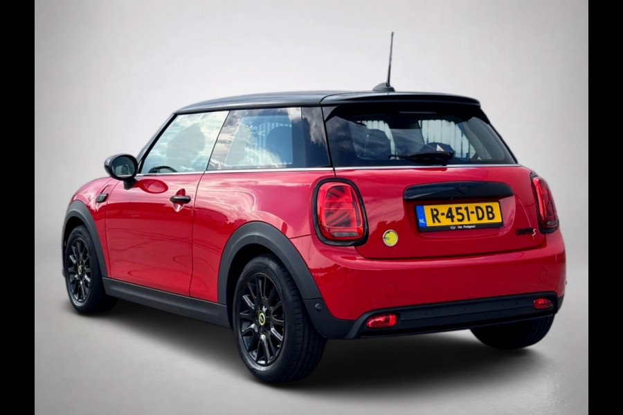 MINI Mini MINI Yours 33 kWh (NL-auto, 1e Eig, BTW, Camera, Carplay, Climate Con, Navi, Parkeersensor, Etc)