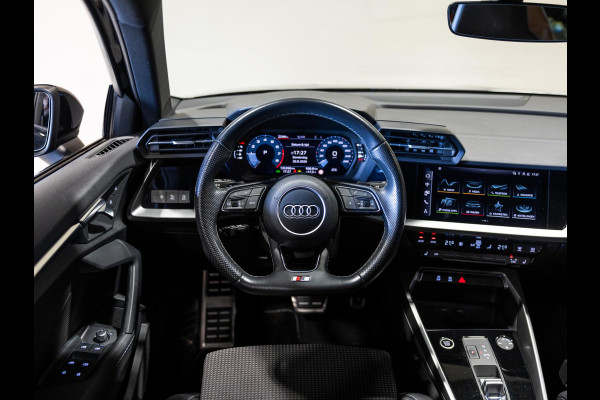 Audi A3 Limousine 35 TFSI S-Line edition / 150pk / NAP / Matrix LED / Stoelverwarming / Adaptieve cruise control /