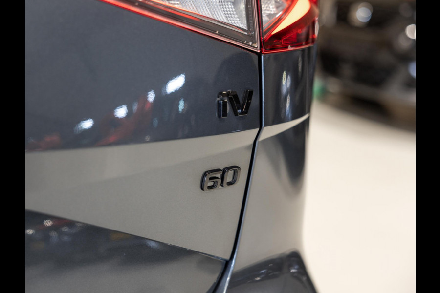 Škoda ENYAQ iV 60 Founders Edition Black Sportline / 179pk / Panorama dak / Achteruitrij camera / Memory stoelen /