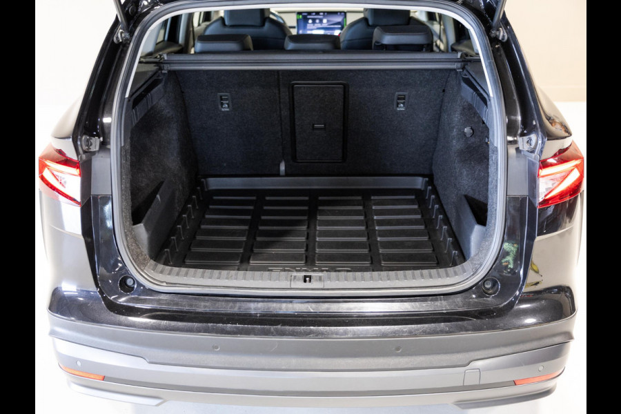 Škoda ENYAQ iV 80 SOH 94% / 204pk / Trekhaak / Dodehoek herkenning / Leder /
