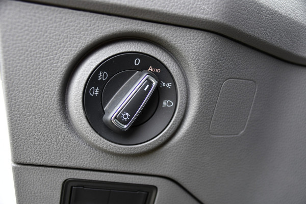 MAN TGE 3.180 35 2.0 L3H2 PB Edition Full Options! Adaptieve Cruise, Camera, Carplay, LED, 177pk, Automaat, Stoelverwarming, Multimedia, Geveerde stoel, Uniek!