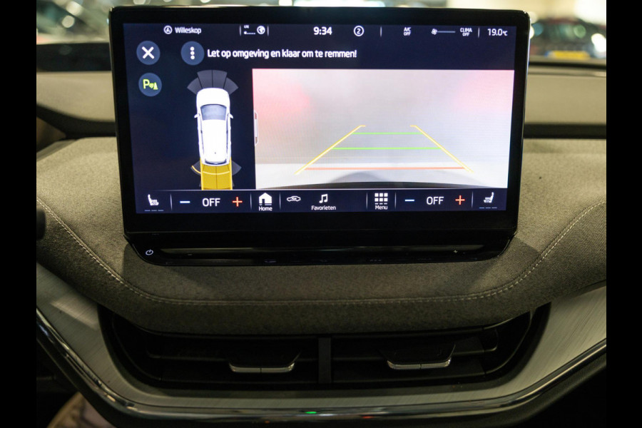 Škoda ENYAQ iV 80 / 204pk / Trekhaak / Panorama dak / Head-up display /