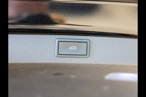 Škoda ENYAQ iV 80 / 204pk / Trekhaak / Panorama dak / Head-up display /