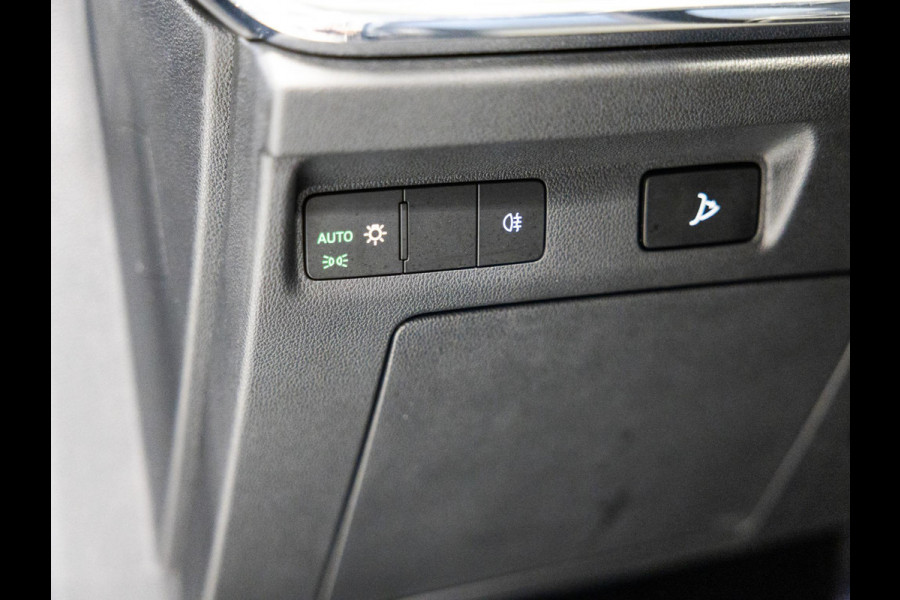 Škoda ENYAQ iV 80 / 204pk / Trekhaak / Panorama dak / Head-up display /