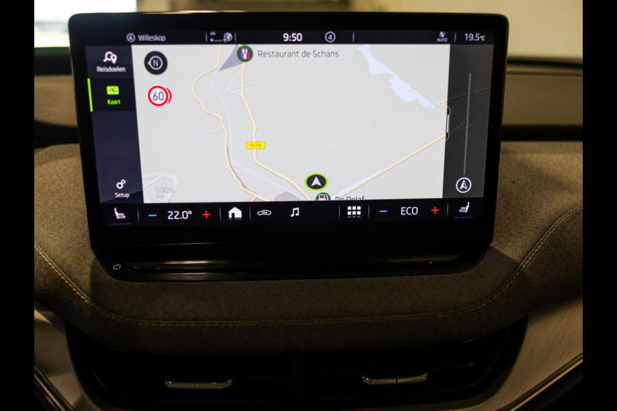 Škoda ENYAQ iV 80 / 204pk / Trekhaak / Panorama dak / Head-up display /