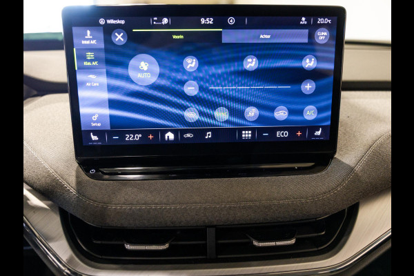 Škoda ENYAQ iV 80 / 204pk / Trekhaak / Panorama dak / Head-up display /
