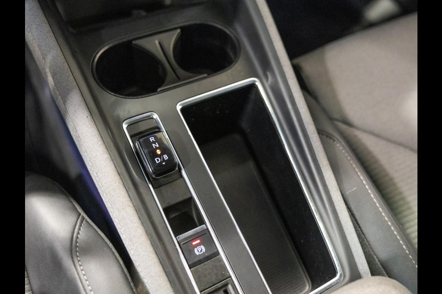 Škoda ENYAQ iV 80 / 204pk / Trekhaak / Panorama dak / Head-up display /
